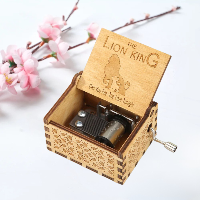 Antique Lion King By Music Box